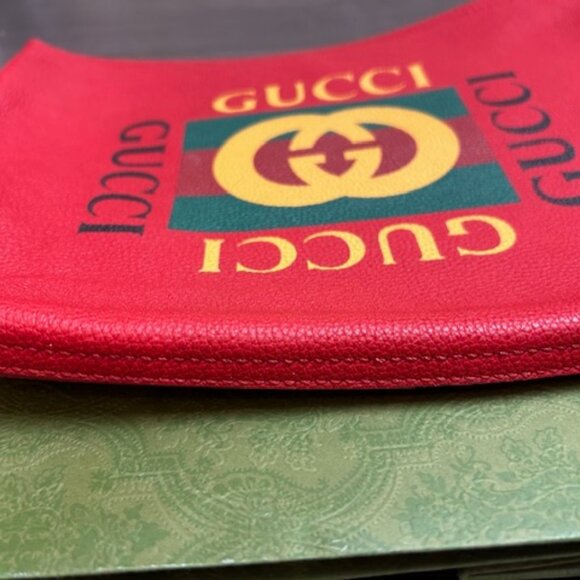 Gucci Red Pouch for Women or Men - Picture 1 of 9